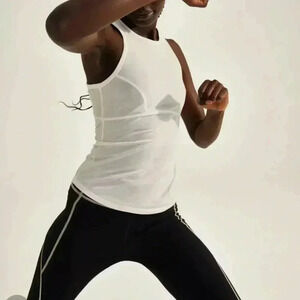 HALLE BERRY x SWEATY BETTY FRANKIE TANK TOP IN LILY WHITE SIZE SMALL